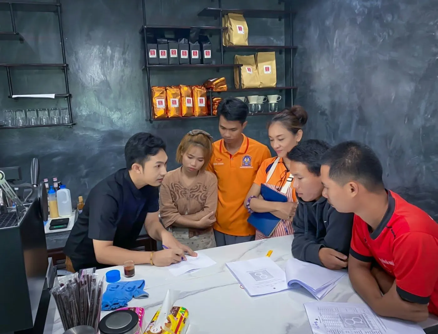 ให้คำปรึกษาวางแผนเปิดร้าน